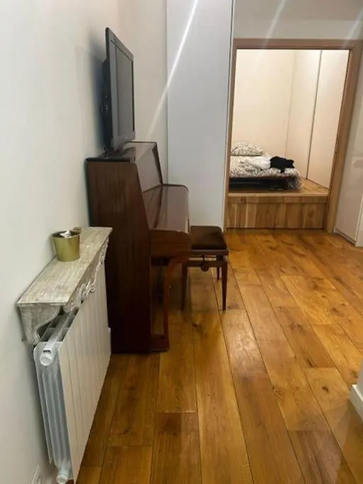 Charming Flat Apartment Paris France