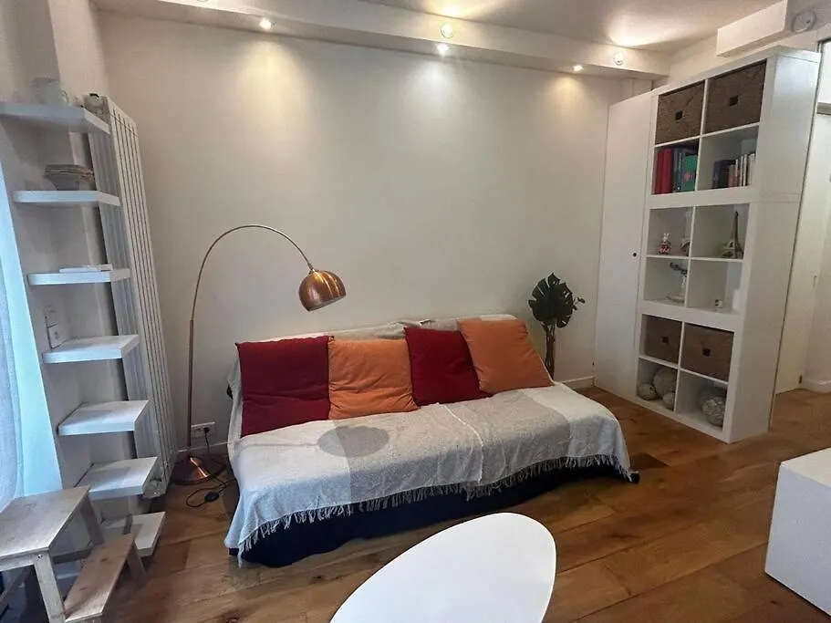 Appartamento Charming Flat Parigi